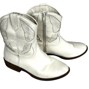 Madden Girls White Cowgirl Boots Sz 5 Western Rodeo Groovy Fun Festive Boho Glam